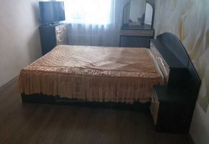 Дава се под наем Двустаен апартамент в Пловдив, Гагарин - 65 кв.м за 234.6 € - Снимка #2