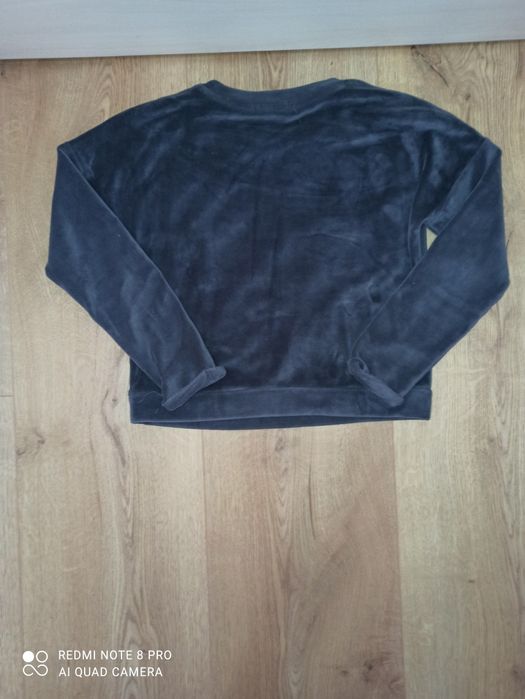 2бр.блузки ,пола и клинче