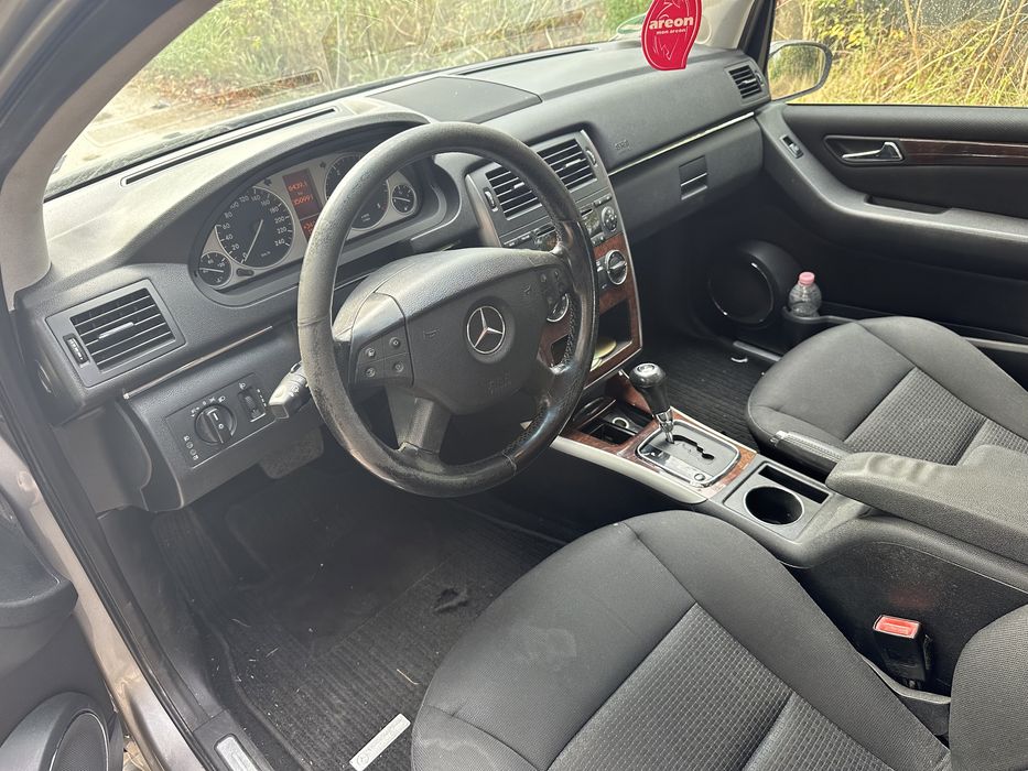Mercedes B200CDI на части