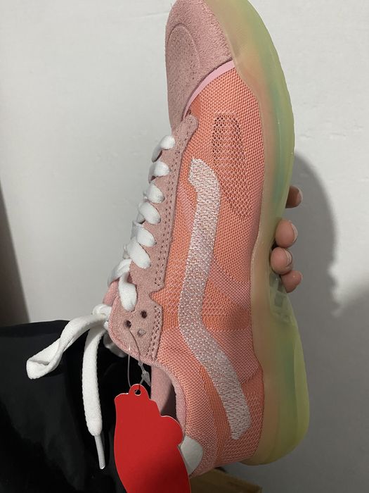 Vand Vans Ultimatewaf, noi