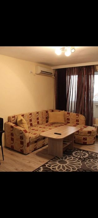 Ъглов диван в добро състояние