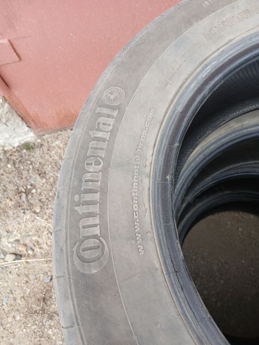 Продам шины на 18