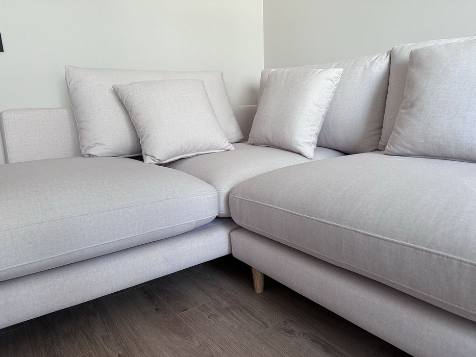 Продам диван (новый)