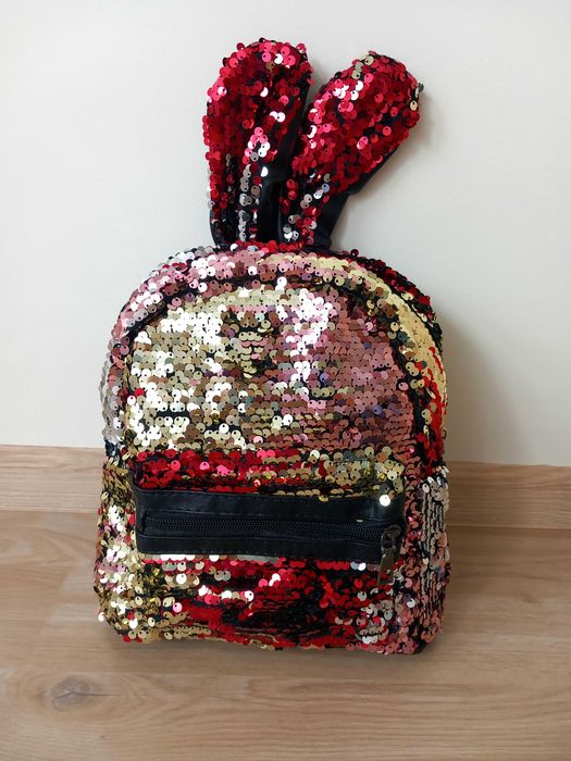 Нова детска раница с пайети