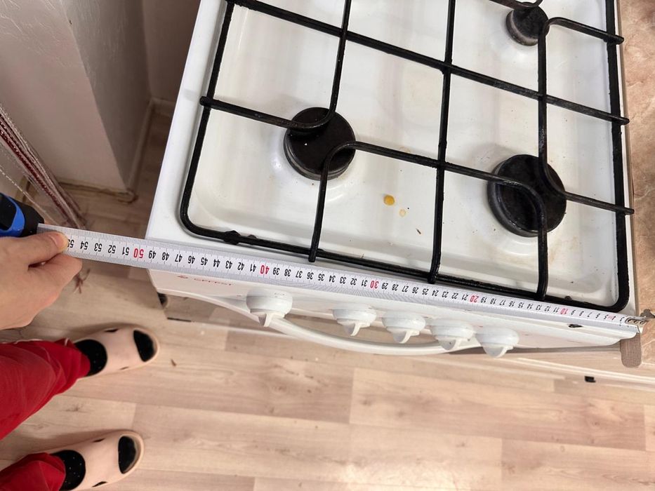 Продам газ плиту