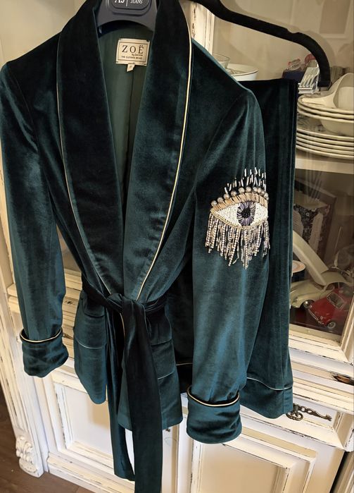 Прекрасен костюм- кадифен сет  ZOE!