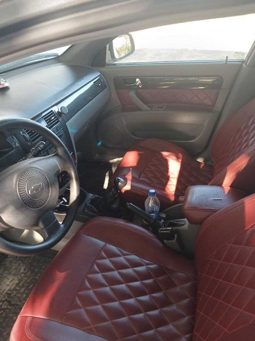 SROCHNOOOO!!  Moshina tinik xolatda