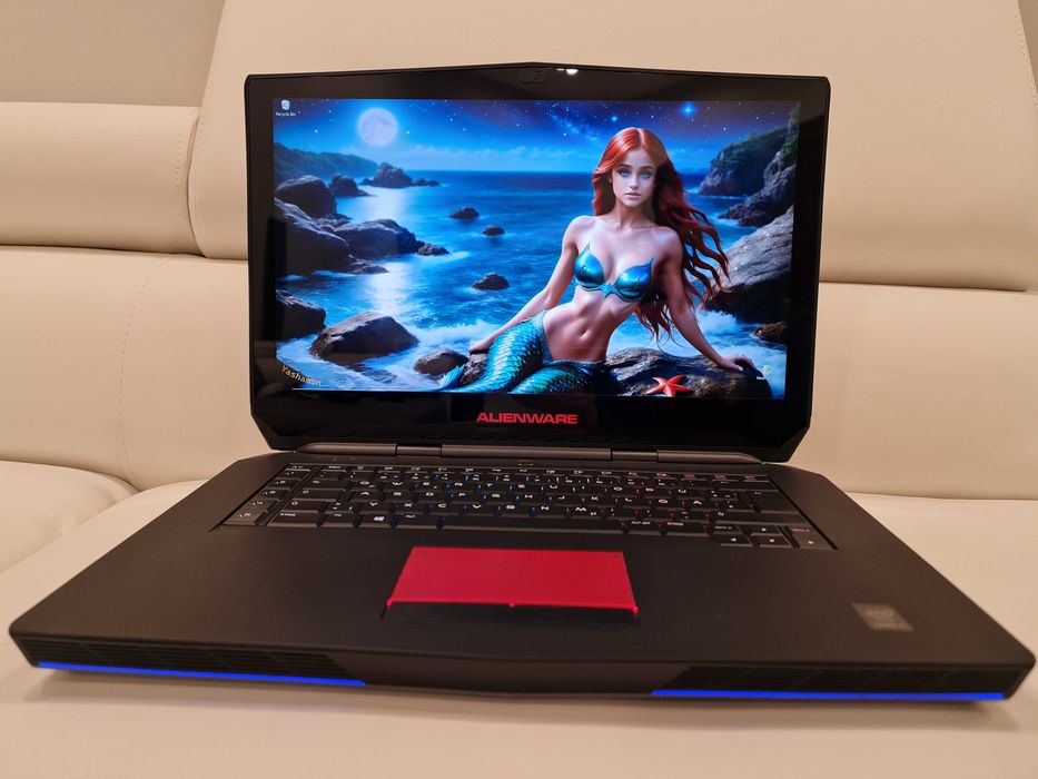 Laptop gaming ALIENWARE 16", intel core i7- quad core ,ram 16 gb