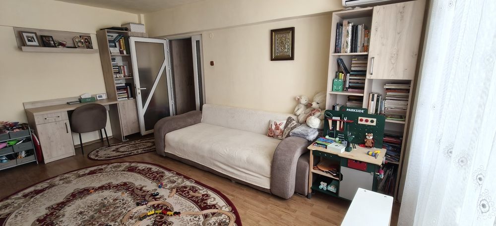 Apartament cu 2 camere decomandat
