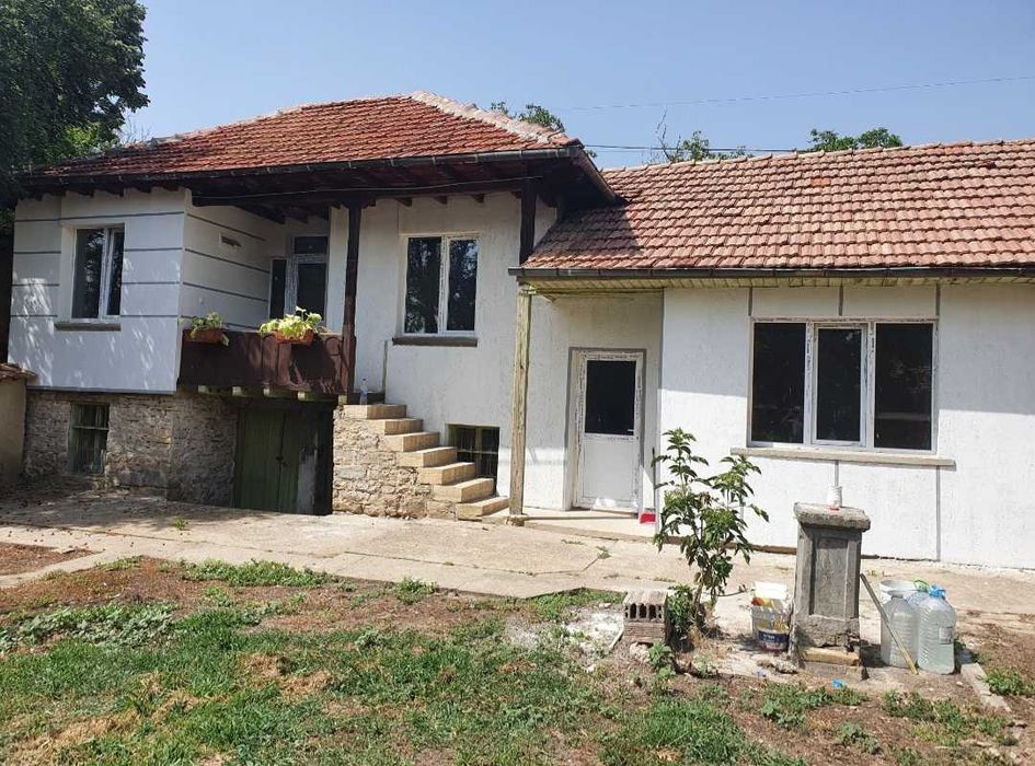 Продава се Къща в с. Никюп, Област Велико Търново - 90 кв.м за 423 €/кв.м - Снимка #1