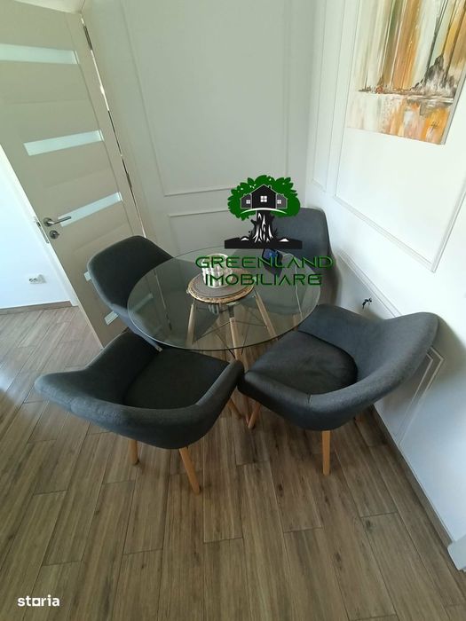 Vila 4 camere, 2 bai,154 mp, Semi Mobilata, canalizare, asfalt, Rediu