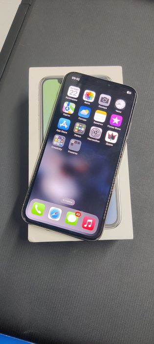 Продам Айфон 10 .