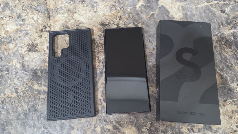Продам Samsung s22 ultra