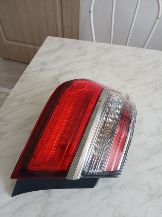 Фонарь задний камри 55