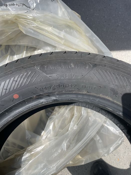 Anvelope Goodyear 215/60R17