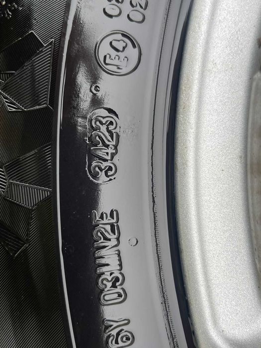 Set jante aliaj R16 5x112 cu anvelope de iarna 215 65 R16 Semperit