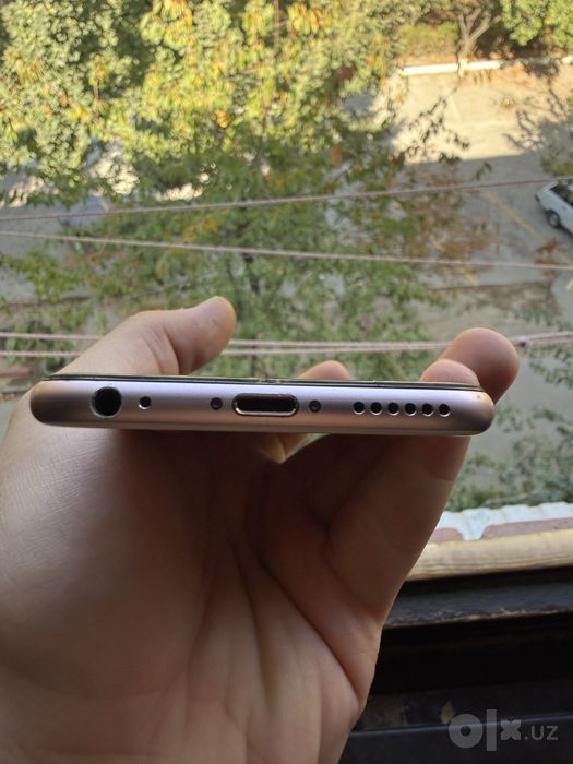 продам iphone 6s 64gb