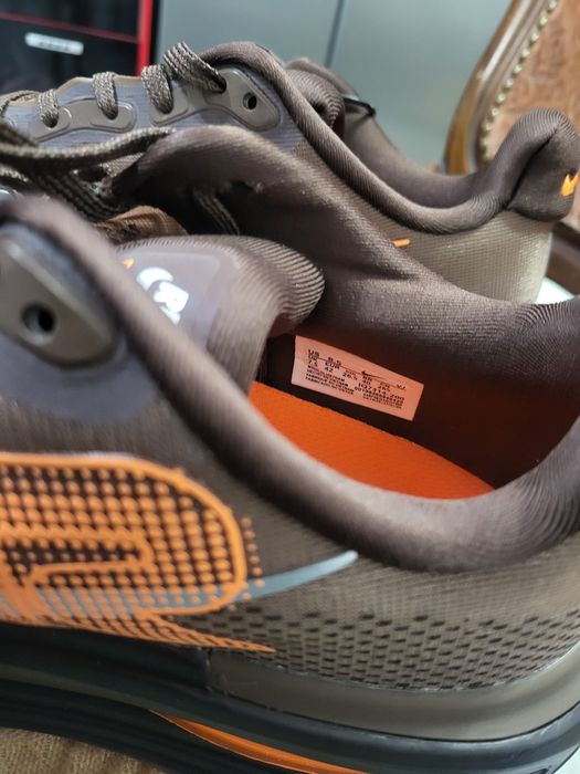 Se vinde Nike vomero