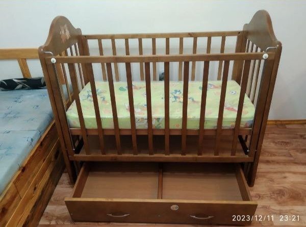 Манеж - качалка. Массив березы.