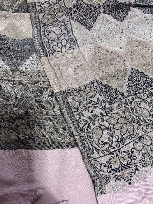 Голям кашмирен шал с кристали