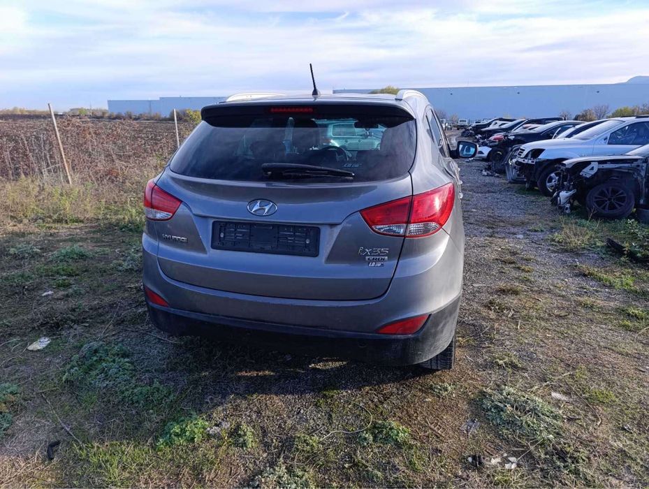 Хюндай IX35 HYUNDAI IX35 на части 1.7CRDI