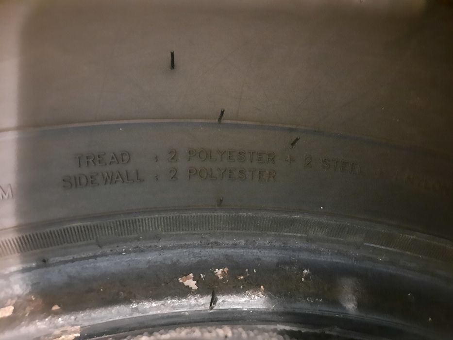 235/85R16 AT гуми за офроуд