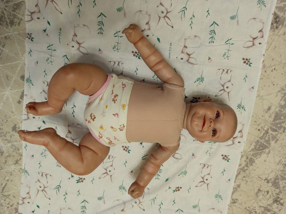 Продам реалистичную куклу