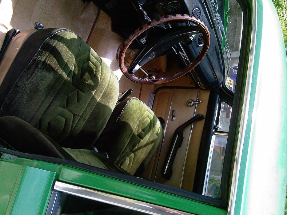 Продава се Лада 1500S (21061)