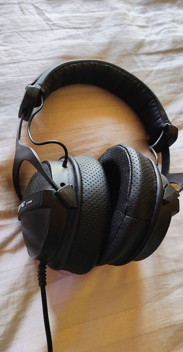 Beyerdynamic DT 770 PRO 32 ohm + калъф