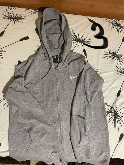 Лот маркови дрехи (Nike,Calvin Klein,Adidas)