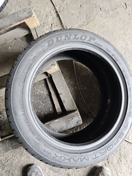 1 anvelopa vara 225 45 17 Dunlop