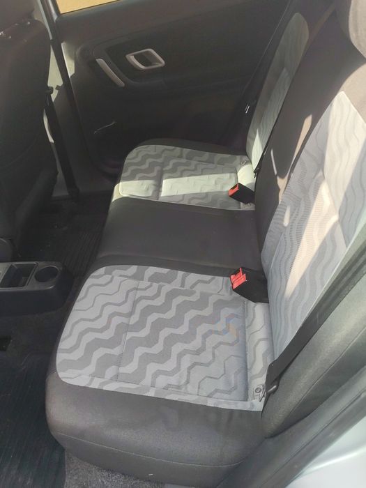 Vând Skoda Fabia 2 , 1:2 benzina