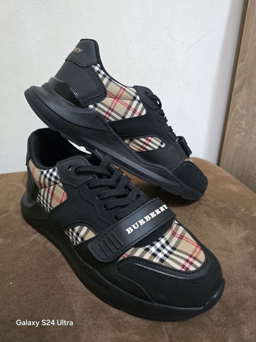 Обувки за продан