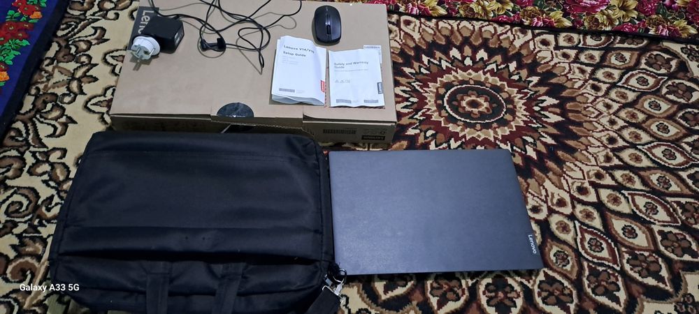 Noutbok LENOVO V 15 IGL