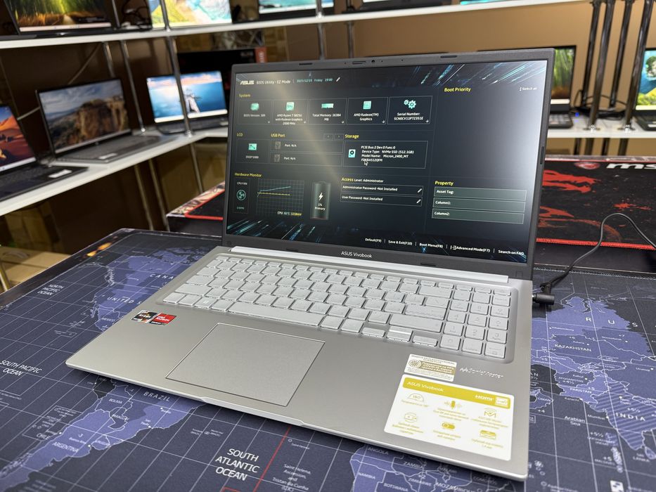 Ноутбук Asus Vivobook 15 - Ryzen 7-5825U/16Gb/512Gb