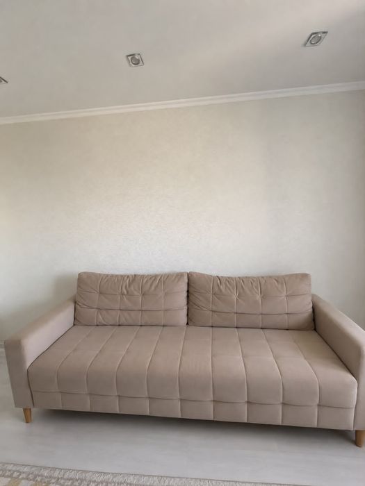 СРОЧНО продам диван