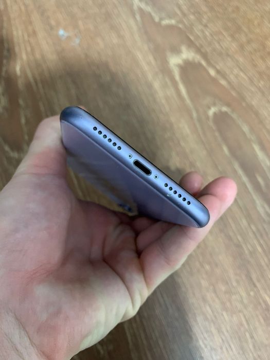 Айфон 11 128 в идеальном состоянии