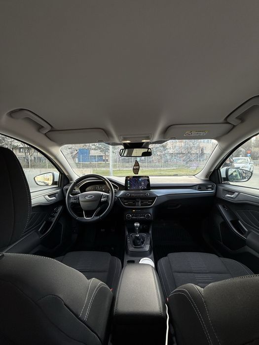 FORD Focus 2019 — imagine 4
