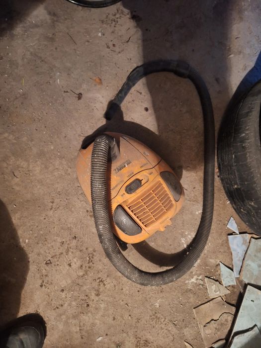 Пылесос на запчасти