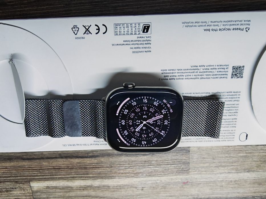 Като нов Apple Watch 10 46mm Titanium Case