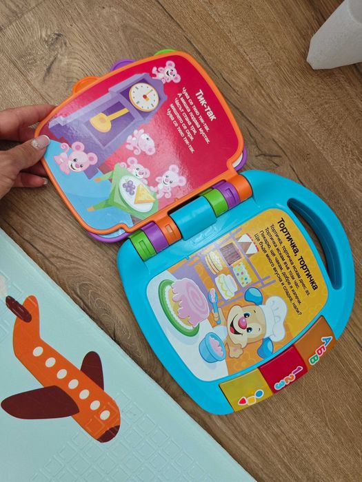 Музикална книжка Fisher price/ Фишър Прайс