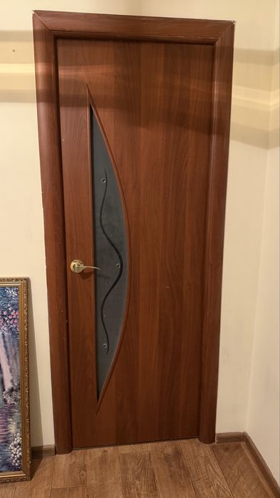 Продам двери межкомнатные