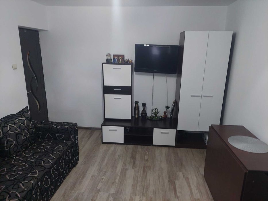 Apartament 2 camere decomandat de inchiriat zona Unirii