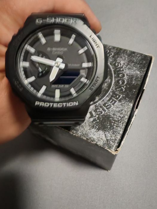 OKAZIE... GShock  GA 700 ca nou  plus un ceas   Casio GA 2100 preț 370 RON ambele