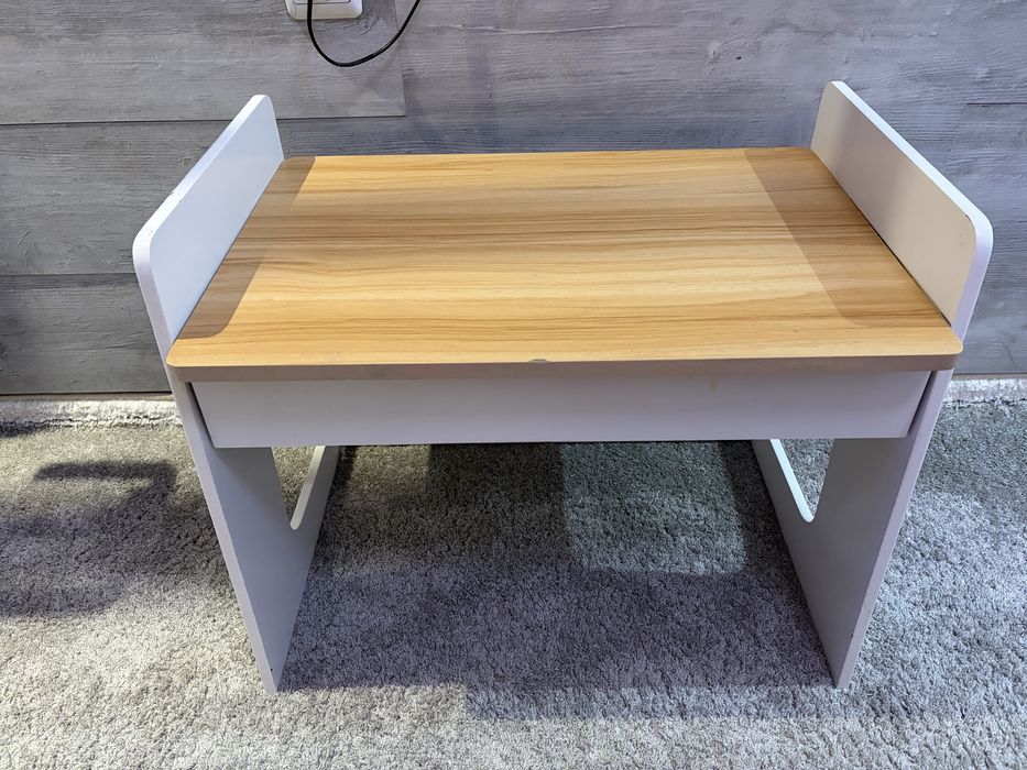 Малко детско бюро