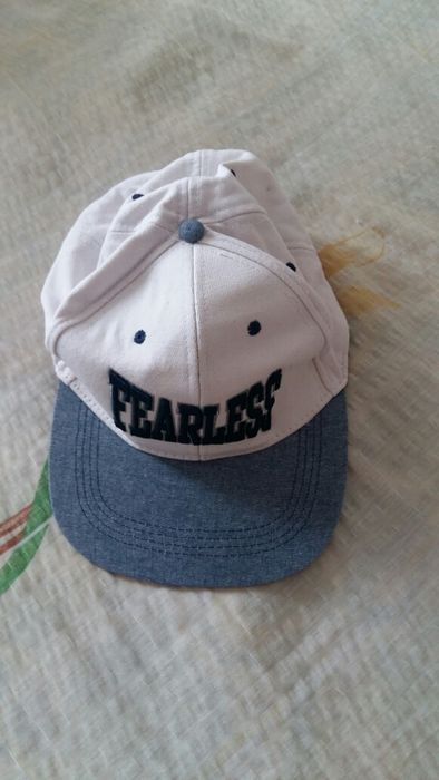 Оригинални мъжки и детски шапки