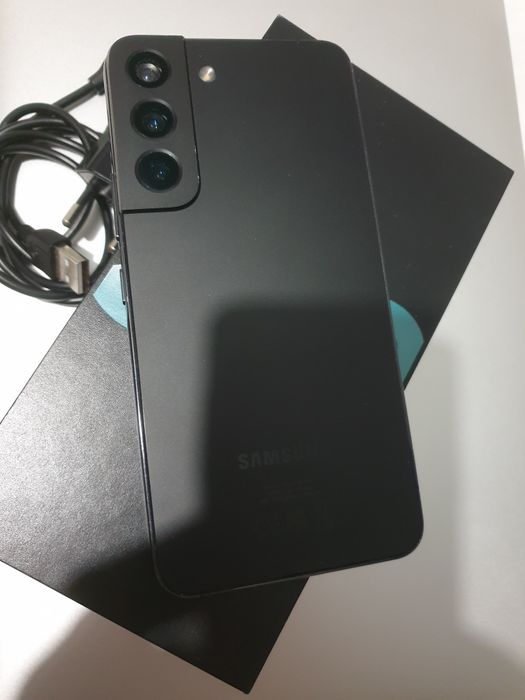 Vand Samsung S 22  ( accesorii )