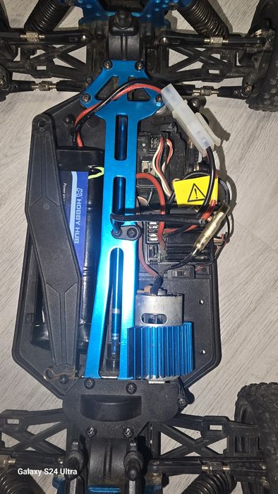 Masinuta rc buggy 4x4 electrica