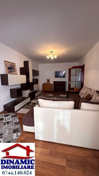 Apartament 3 camere, decomandat, 80 mp – parter înalt – 430 €/lună