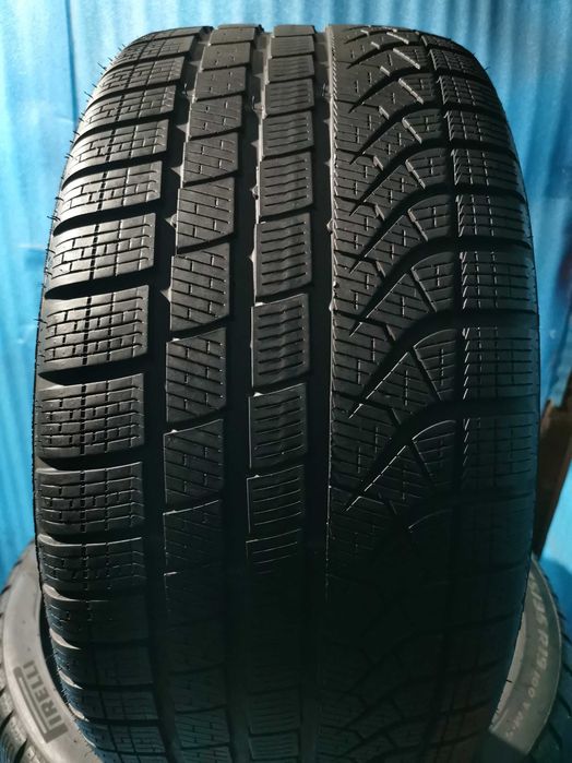 245/40 R19 - 275/35 R19 pirelli runflat m+s 4 bucati